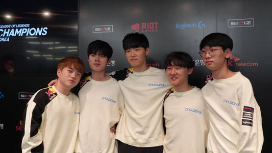 赛的热度持 赛的热度持